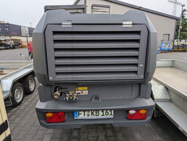 WhatsApp Image 2025-11-10 at 08.52.10 (2)